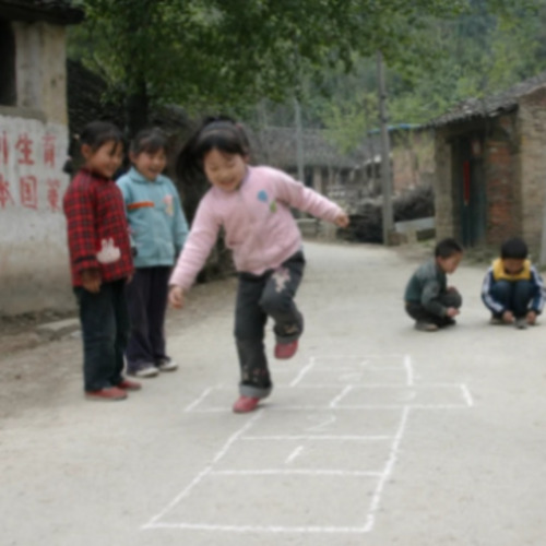 智能多模态创作宣传图
